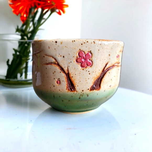 Vintage Japanese Handmade Pottery Cup, Unmarked - Picture 2 of 7